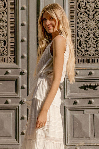 nadia-sleeveless-blouse