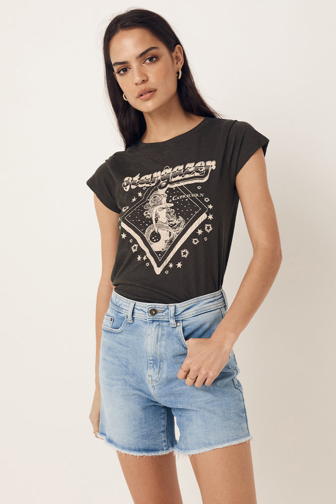 Capricorn Stargazer Tee